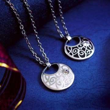 唯一 。圓形白鋼墬鍊  男墬 中性墬 毛衣鍊   不怕水不變色