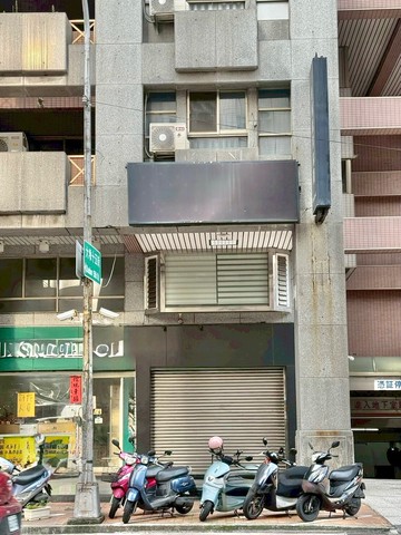 專任大墩公益商圈邊間平車住店｜台中市南屯區大墩路