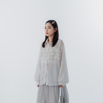 QUEENSHOP_S 女裝 點點多層荷葉設計透膚長袖襯衫-白 現+預 【01025807】