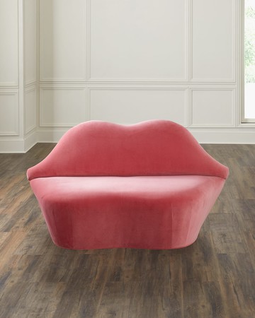 Khloe Settee