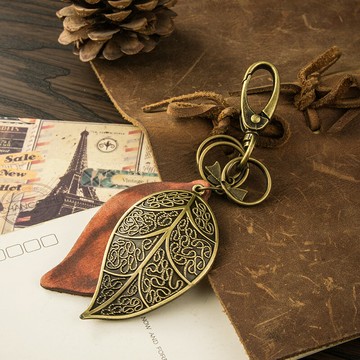 復古鑰匙鏈創意汽車鑰匙扣男士女士可愛鑰匙圈環鎖匙扣包包掛件F3