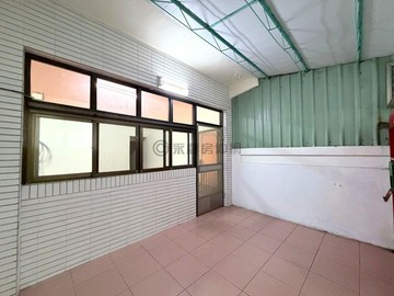 楠梓台積電莒光商圈世運主場館四米活巷透天｜高雄市楠梓區和光街