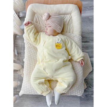 新生嬰兒衣服冬天a類純棉6一12月0寶寶睡衣連體衣秋冬季3加厚冬裝