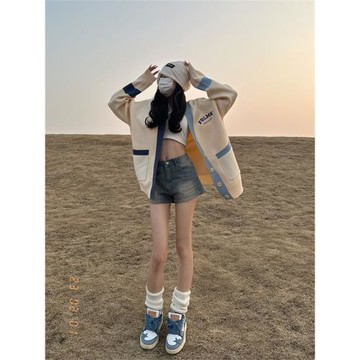 辣妹美式復古做舊牛仔短褲女秋季新款設計感高腰顯瘦a字直筒熱褲