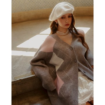 AIR SPACE 學院風菱格V領寬版開襟針織衫(深藍/淺灰) 女裝 現貨