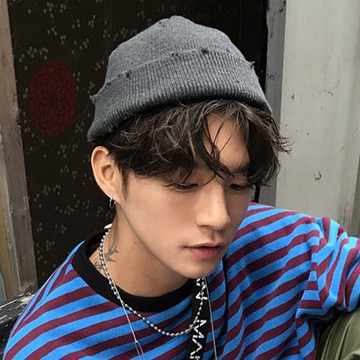東大門破壞針織毛帽 男女可戴 短毛帽 男生毛帽 女生毛帽 針織帽 毛帽男 毛帽女 男生帽子 United Freak