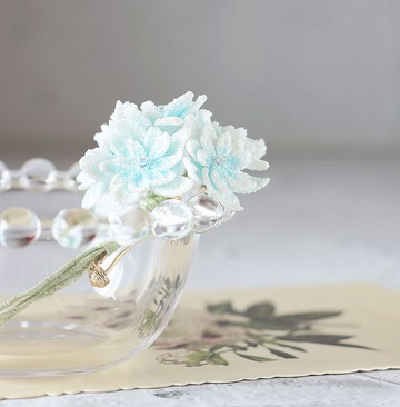 萬華鏡 繡球花 胸針 淡藍/紫藍2色 M/L 人手染色編織花 細工微鉤