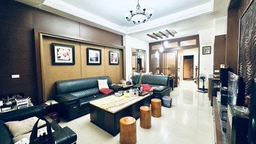 正仁雄精華區段車庫透天條件到位極度稀有｜高雄市仁武區仁孝路