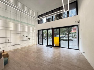 中壢捷運A22燙金門牌 忻津知底商店面｜桃園市中壢區正大街