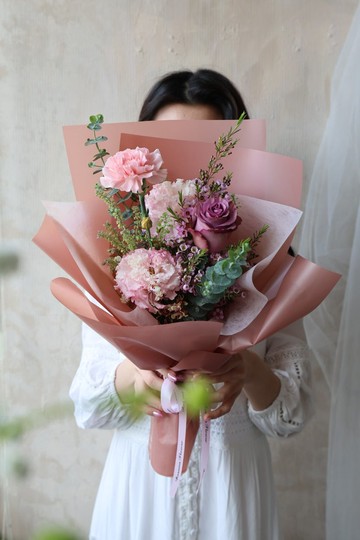 粉康乃馨 復古紫玫瑰 鮮花束 2025母親節