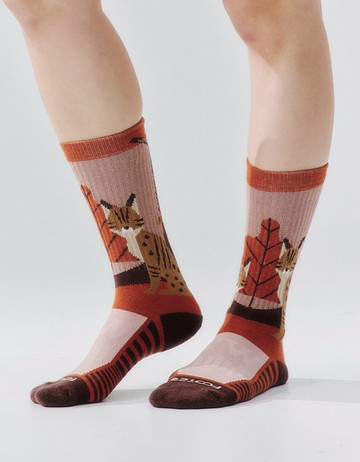 【襪愛逮丸】石虎山林襪- 焦糖色