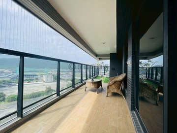 左營高樓景觀大陽台．輕屋齡3+1平車｜高雄市左營區民族一路