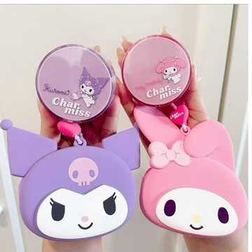 酷洛米美樂蒂聯名禮🎀 [快速出貨]【CHARMISS】綻放心柔潤光澤氣墊粉底 8g (享造型拉鍊收納包)