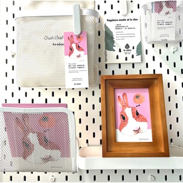 Too Lucky 粉紅背景水彩兔子 | 實木相框禮組 | Chueh Chueh Art