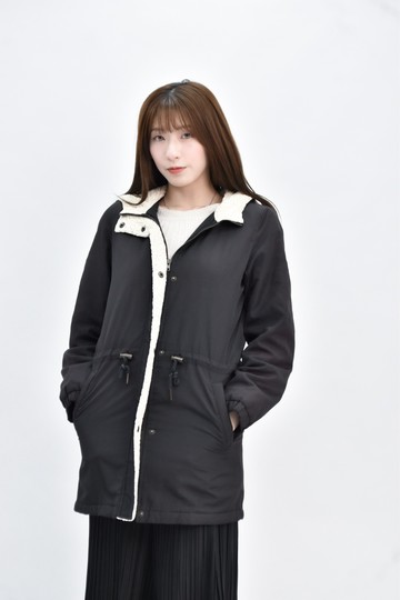 (S) bossini 黑色連帽鋪棉外套