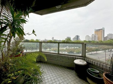 佛系學哥草悟道國泰精品｜住辦絕版｜懂的人才懂。｜台中市西區英才路