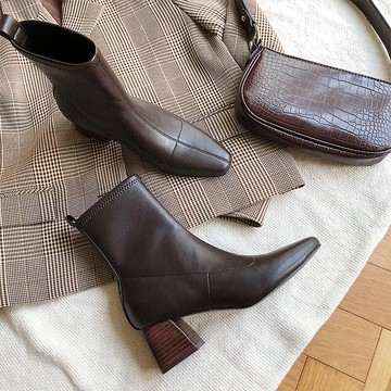 短靴女春秋單靴中跟方頭瘦瘦靴短筒百搭粗跟彈力靴中筒顯瘦襪靴