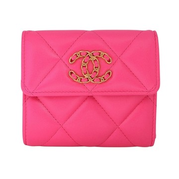 CHANEL 香奈兒 19 三折短夾 粉色 菱格紋羊皮 金釦 AP2809 【二手名牌BRAND OFF】