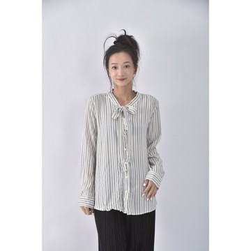 (S) net質感西裝條紋白色長袖上衣二手衣