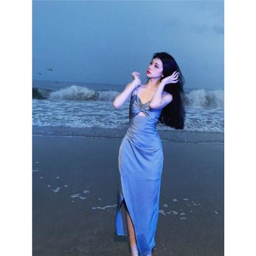 高級感2024新款高端絕美吊帶連衣裙子三亞旅游海邊度假沙灘裙女夏