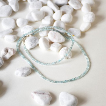 簡約淡藍色磷灰石925銀項鍊 // 鎖骨項鍊