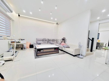 湖內近路竹交流道2年屋超大地坪雙車豪華精美別墅｜高雄市湖內區忠孝街