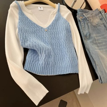 多巴胺溫柔風~ 韓系復古 V領吊帶 奶油藍 針織吊帶 馬甲背心 女 設計感上衣 初春疊穿 針織衫 兩件套 現貨隔日達