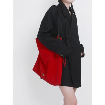 木川卡絲絨系列單肩包小眾一片式慵懶風托特包大容量懶人水桶包