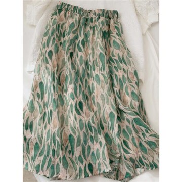 2025年夏季新款輕奢設計感小清新綠色碎花半身裙松緊腰百搭氣質范