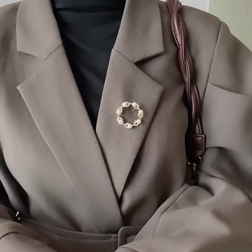 珍珠胸針樹葉幾何環形胸花時尚氣質網紅范個性衣服配飾