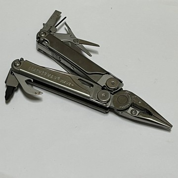 [沐沐屋] 二手 LEATHERMAN 停產 工具鉗