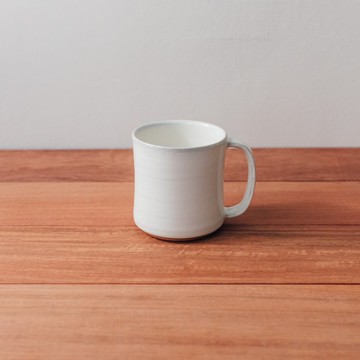 鈦花白釉馬克杯