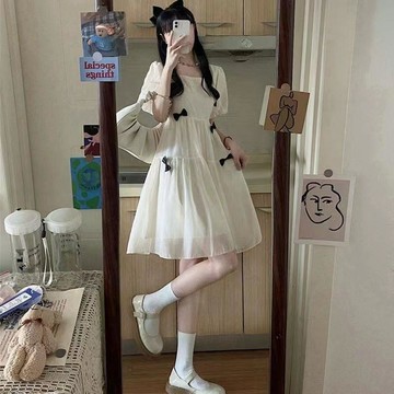 雨菲|免運 連衣裙 裙子 初戀裙復古溫柔風方領泡泡袖白色裙子女夏學生茶歇法式桔梗連衣裙