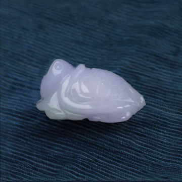【吉祥‧長壽】冰糯飄綠花烏龜擺飾 | 天然緬甸玉翡翠A貨 | 送禮