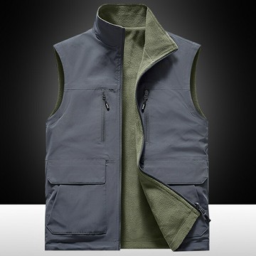 男士大尺碼背心馬甲外套   秋冬新款馬甲男戶外加絨雙面穿工裝坎肩立領寬松大碼多袋防水馬夾