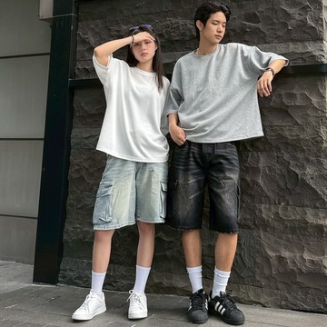 AMERO 男女同款 短袖圓領Ｔ恤 寬短版型 素面共三色