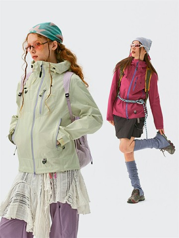 戶外防潑水登山夾克壓膠外套沖鋒衣女【木屋雜貨】