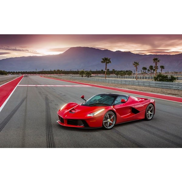 絵画風 壁紙ポスター フェラーリ ラ フェラーリ 13年 ニュー エンツォ ハイブリッドgtカー Ferrariデザイン Flaf 003w2 ワイド版 603mm 376mm 通販 Lineポイント最大0 5 Get Lineショッピング