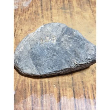 【七彩翡翠】全賭料，莫西沙場口種水料～黃皮料，老象皮，賭高種水，台灣現貨,643g