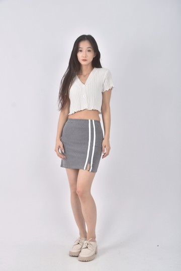 (S) 質感灰色短裙