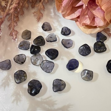 💕 𝓒. 𝓣 晶寶💕菫青石 菫青石隔片 隨形 diy 設計 隔片 有孔洞 4-10mm左右