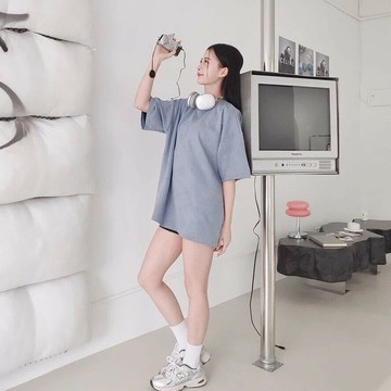 麂皮素面-韓版-短T 短袖 寬鬆落肩 男女可(灰藍)    Concept Design