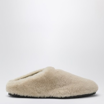 Light beige shearling clogs