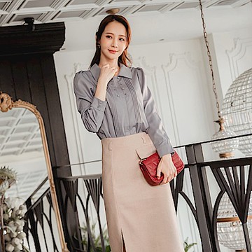 OB嚴選-微光澤造型壓條包釦翻領拋袖襯衫/上衣