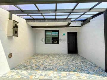 台南房地首選 戀上近日新國小/金華商圈整新採光透天｜台南市南區新都路