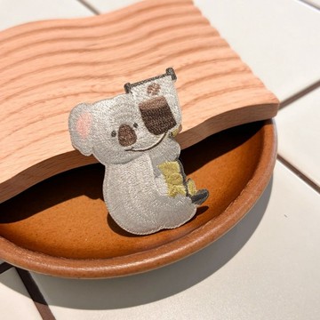 刺繡貼片-續命咖啡無尾熊