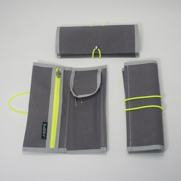 對折式筆袋 小巧便利尺寸