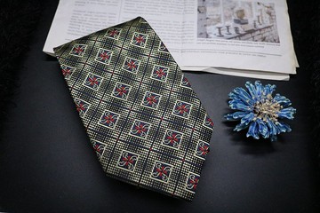 復古提花真絲領帶/經典棱形老花復古領帶