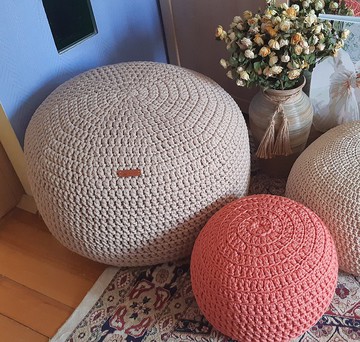 方便舒適的腳凳 讓您坐著放鬆雙腿