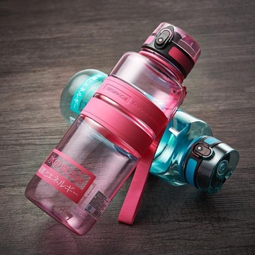 優之健身運動水杯大容量太空杯1000ML戶外夏天女便攜防漏塑料水壺  都市時尚